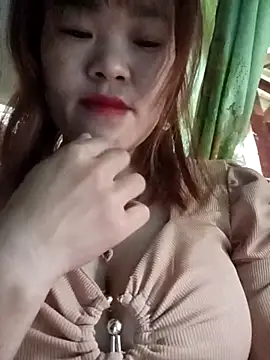 sukabae00 online show from October 17, 2025, 2:59 am