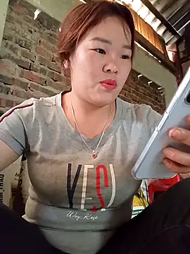 sukabae00 online show from March 26, 2026, 6:41 am