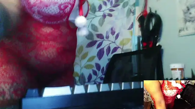 Mommybubbles2 online show from December 19, 2025, 2:35 pm