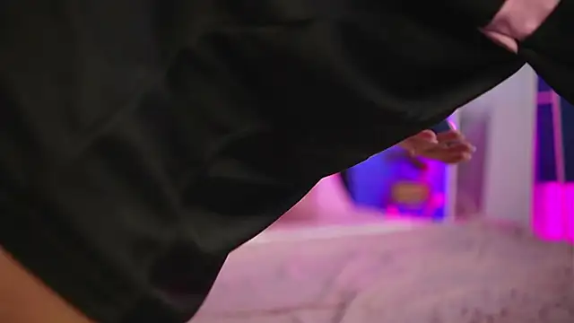 Snapshot of alexxisrae chatting on October 2, 2025, 5:47 am alexxisrae online show from October 2, 2025, 5:47 am