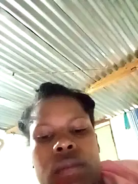 Caramelchick01 online show from October 15, 2025, 4:34 am