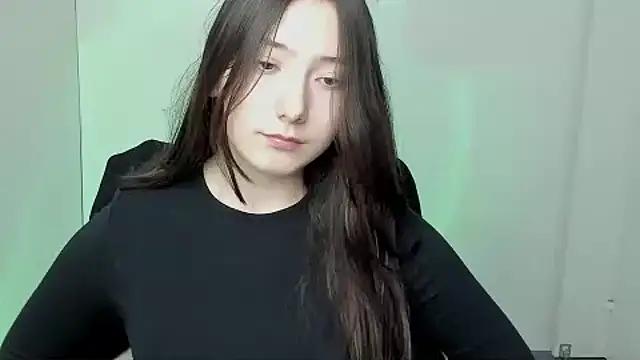 ScarlettVibe  online show from October 10, 2025, 6:23 am