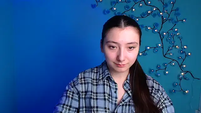 ScarlettVibe  online show from October 26, 2025, 6:19 am