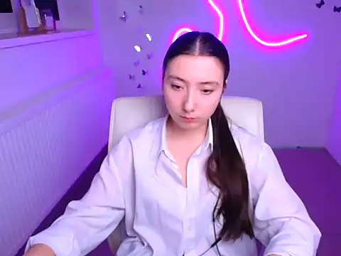 ScarlettVibe  online show from October 31, 2025, 6:14 am