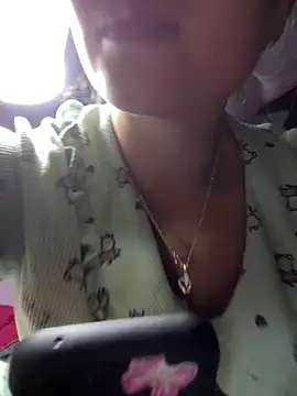 AAANINE22 online show from September 29, 2025, 1:55 am