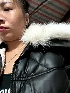 AAANINE22 online show from September 30, 2025, 2:55 pm