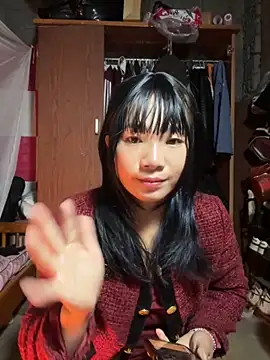 AAANINE22 online show from October 26, 2025, 7:14 am