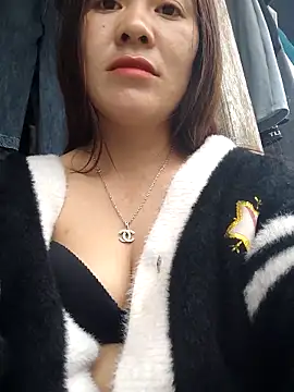 Snapshot of TinTim02 chatting on March 4, 2026, 9:59 am TinTim02 online show from March 4, 2026, 9:59 am