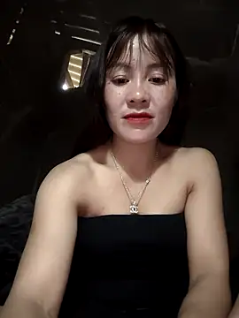 Snapshot of TinTim02 chatting on March 14, 2026, 9:37 am TinTim02 online show from March 14, 2026, 9:37 am