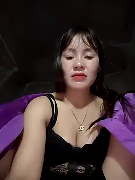 Snapshot of TinTim02 chatting on March 18, 2026, 1:47 pm TinTim02 online show from March 18, 2026, 1:47 pm