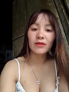 Snapshot of TinTim02 chatting on April 2, 2026, 10:35 am TinTim02 online show from April 2, 2026, 10:35 am