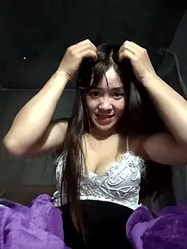 Snapshot of TinTim02 chatting on April 2, 2026, 10:40 pm TinTim02 online show from April 2, 2026, 10:40 pm