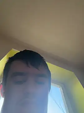 pussyhunter323557 online show from April 8, 2026, 5:02 pm