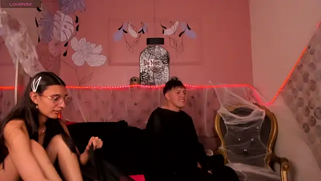 Ethan N Abby online show from October 10, 2025, 7:57 pm