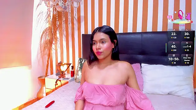 LunaToledo online show from October 23, 2025, 12:37 pm