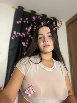Snapshot of Scarlett05 chatting on June 15, 2026, 4:58 am Scarlett05 online show from June 15, 2026, 4:58 am