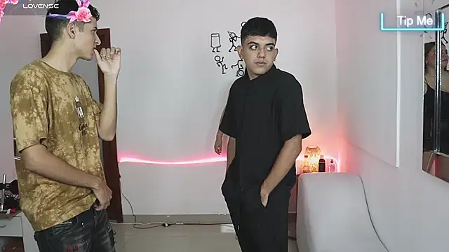 Snapshot of wilbert_hot01 chatting on October 4, 2025, 7:34 pm wilbert hot01 online show from October 4, 2025, 7:34 pm