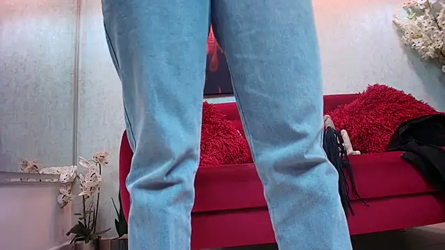 Snapshot of Valery_mansonn chatting on October 6, 2025, 12:24 pm Valery mansonn online show from October 6, 2025, 12:24 pm