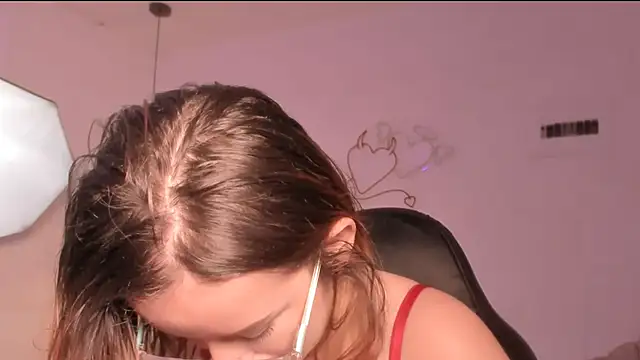 kristal joi dl online show from September 29, 2025, 1:16 pm