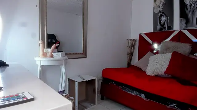 Mia zafir online show from October 17, 2025, 8:00 pm