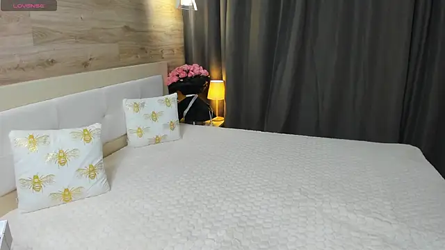 Babyy Lynaa online show from October 8, 2025, 6:00 am