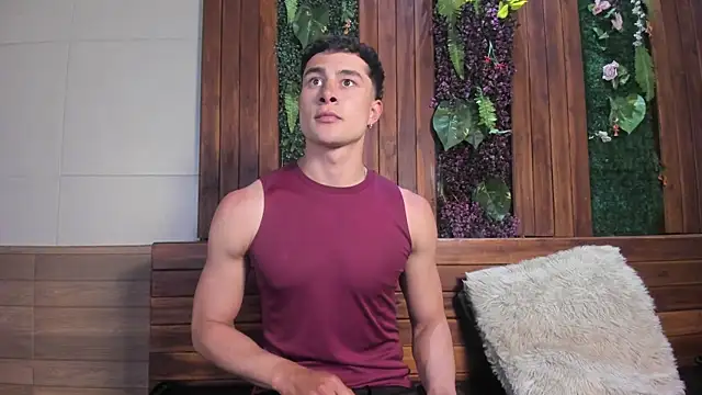 AustinJones  online show from April 8, 2026, 7:58 pm