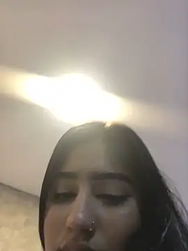 Miia Parker online show from November 8, 2025, 10:48 am