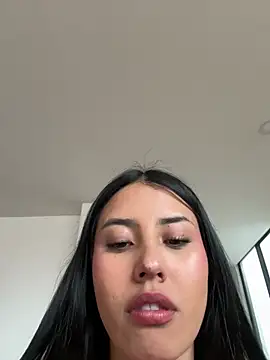 Victoria alson online show from April 19, 2026, 7:05 pm