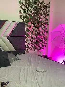 Dirty isabella18 online show from February 2, 2026, 5:00 pm