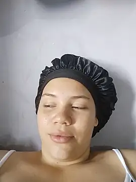 SirenRouge 69 online show from April 8, 2026, 8:20 pm