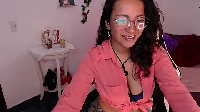 Dakota ro online show from September 10, 2025, 5:13 pm