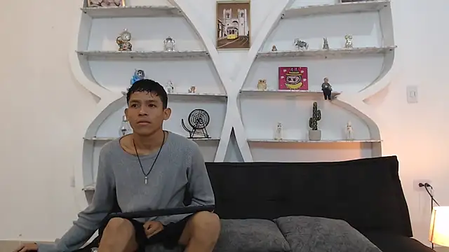 Snapshot of BEAUTY_BOYS1 chatting on December 4, 2025, 7:06 am BEAUTY BOYS1 online show from December 4, 2025, 7:06 am