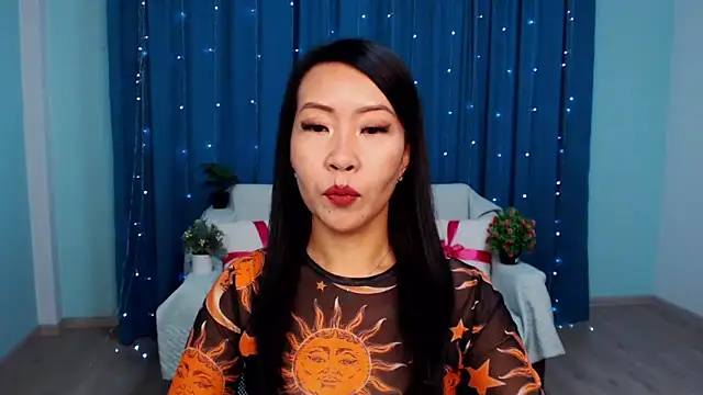 Snapshot of LiaPak chatting on September 9, 2025, 11:59 pm LiaPak online show from September 9, 2025, 11:59 pm