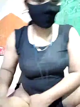 Snapshot of Mistompa24 chatting on October 29, 2025, 3:25 pm Mistompa24 online show from October 29, 2025, 3:25 pm