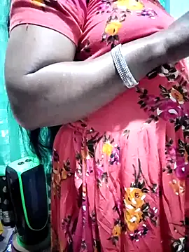 Snapshot of Mistompa24 chatting on December 3, 2025, 5:59 am Mistompa24 online show from December 3, 2025, 5:59 am