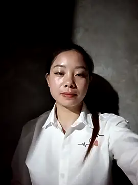 milo123-xx online show from October 16, 2025, 12:06 pm