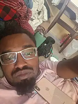 ReShawn24TM online show from October 6, 2025, 5:54 pm