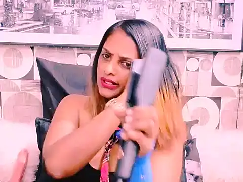 indianplaymatexx online show from November 10, 2025, 5:23 pm