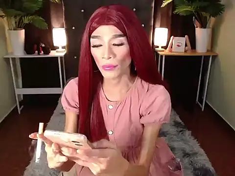 itsmeMonicaloove69 online show from September 18, 2025, 11:34 am