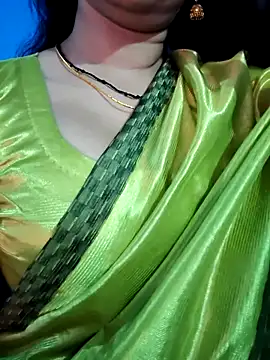 jaan-step online show from November 5, 2025, 1:44 pm