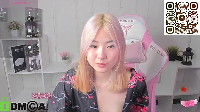 Aisi 18 online show from December 3, 2025, 12:51 am