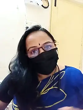 Snapshot of Ananya_flower chatting on November 17, 2025, 11:16 am Ananya flower online show from November 17, 2025, 11:16 am