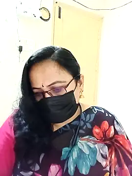 Snapshot of Ananya_flower chatting on November 20, 2025, 6:13 am Ananya flower online show from November 20, 2025, 6:13 am