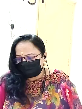 Snapshot of Ananya_flower chatting on December 14, 2025, 5:51 pm Ananya flower online show from December 14, 2025, 5:51 pm