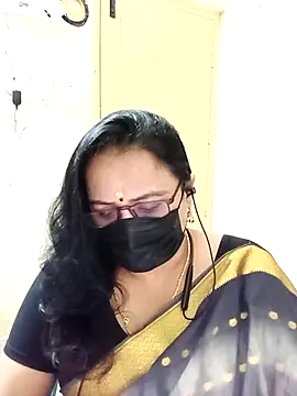 Snapshot of Ananya_flower chatting on February 6, 2026, 5:16 pm Ananya flower online show from February 6, 2026, 5:16 pm