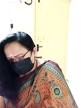 Snapshot of Ananya_flower chatting on February 9, 2026, 9:24 am Ananya flower online show from February 9, 2026, 9:24 am