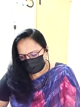 Snapshot of Ananya_flower chatting on February 11, 2026, 2:00 pm Ananya flower online show from February 11, 2026, 2:00 pm