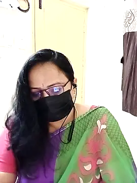 Snapshot of Ananya_flower chatting on February 16, 2026, 1:29 pm Ananya flower online show from February 16, 2026, 1:29 pm