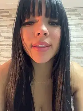 BrendaCrean online show from March 11, 2025, 11:55 am