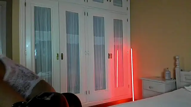 suzysuza online show from October 3, 2025, 3:09 pm